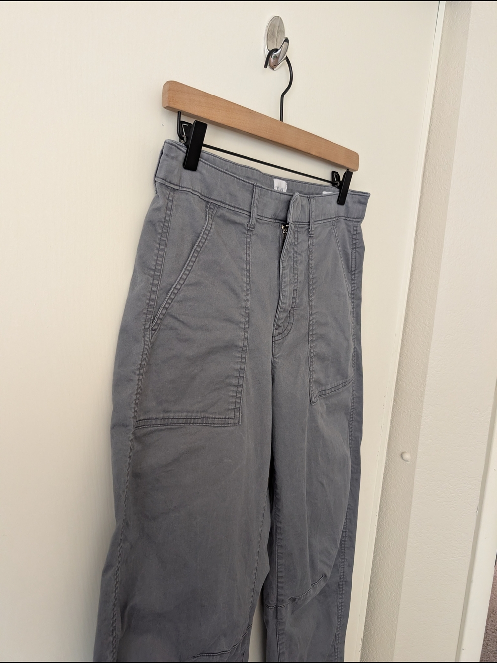 GAP Womens 4 Barrel Leg Pants Gray Chino Preppy Casual Utility Minimalist - Picture 4 of 8